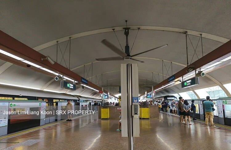 Holland Village MRT (D10), Retail #448171221